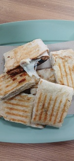 Lavaş Kaşarlı Tost görseli