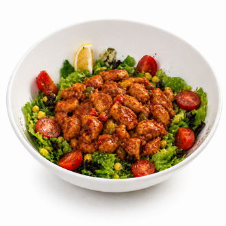 Acı Soslu Tavuklu Salata görseli