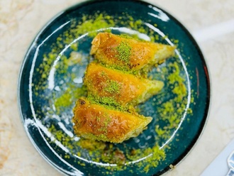 Fıstıklı Şöbiyet Baklava (500 Gr.) görseli