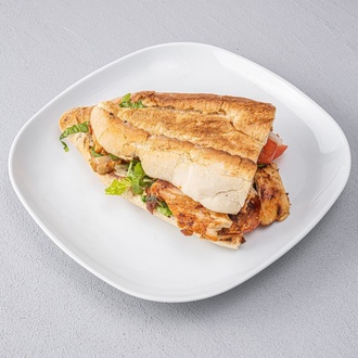 Yarım Ekmek Arası Tavuk Döner görseli
