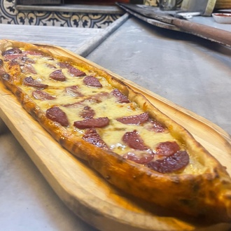 Sucuklu & Kaşarlı & Yumurtalı Pide görseli