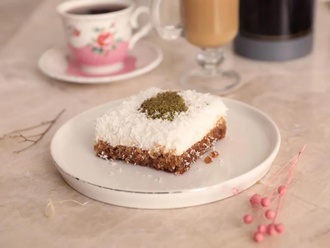 Kıbrıs Tatlısı (Dilim) görseli