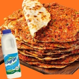 10 Adet Lahmacun + 1 Lt. Ayran görseli