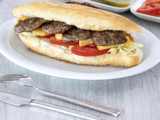 Tam Köfte Ekmek görseli