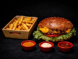 Cheese Burger (120 G) görseli