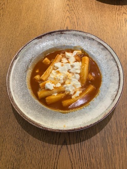 Cheesy Tteokbokki görseli
