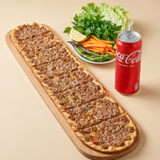 Etli Ekmek +Coca-cola 330Ml görseli