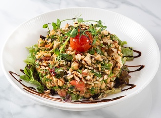 Ata Tohumlu Siyez Vegan Salatası görseli
