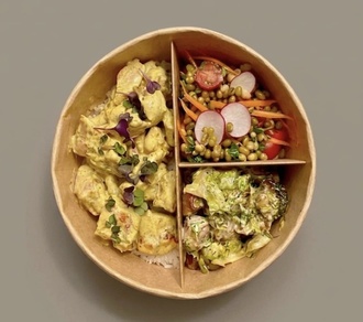 Classic Curry Chicken Bowl görseli