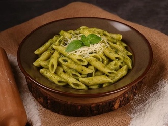 Pesto Soslu Penne görseli