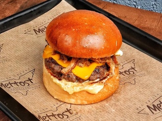 Classic Burger görseli