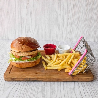 Çıtır Tavuk Burger görseli