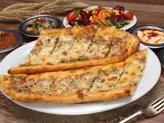Karışık Pide görseli