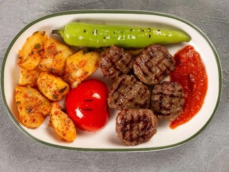 Cevapi Köfte görseli