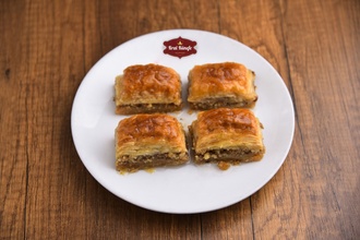 Cevizli Baklava görseli