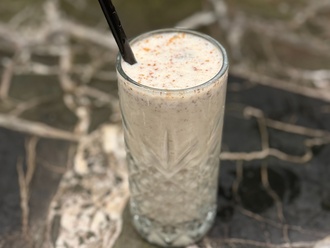 Hurmalı Fıstık Ezmeli Smoothie görseli