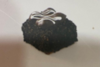 Kare Siyah Profiterol görseli
