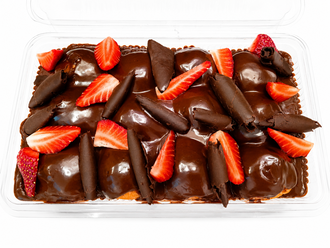 Aile Boy Profiterol (600 Gr - 12 Top) (Çilek Ve Çikolata Parçacıklı) Sınırlı görseli