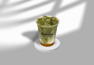 Pineapple Matcha Latte görseli