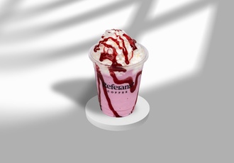 Çilekli Milkshake görseli