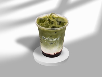 Strawberry Matcha Latte görseli