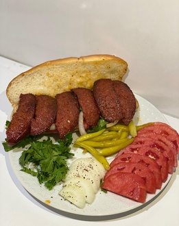 Tam Ekmek Arası Izgara Sucuk görseli