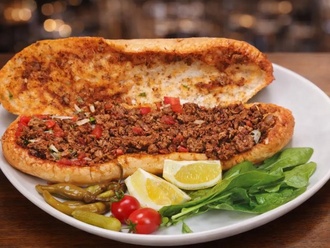 Ekmek Arası Et Tantuni görseli
