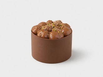 Profiterol Çikolatalı Pasta görseli
