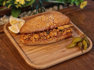 Ekmek Arası Tavuk Tantuni (Xl) görseli
