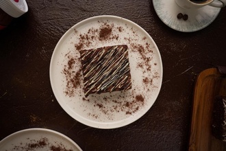 Beyaz Çikolatalı Brownie görseli