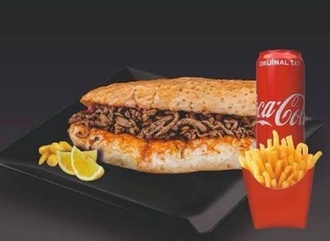 Ekmek Arası Tavuk Tantuni + Patates + Coca Cola görseli