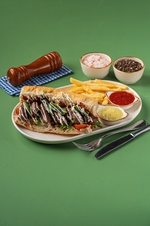 Special Ekmek Arası Köfte görseli