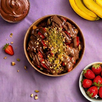 Sütlü Çilekli Bowl Waffle görseli