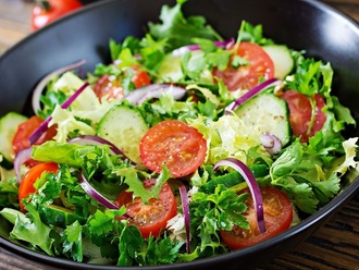 Klasik Mevsim Salata görseli