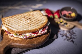 Ayvalık Tost Menü görseli