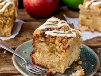 Apple Crumble Caramel Cake görseli