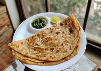Aloo Paratha görseli