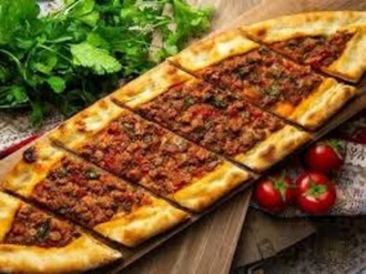Kuşbaşılı Pide görseli