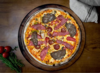 Gurme Pizza görseli