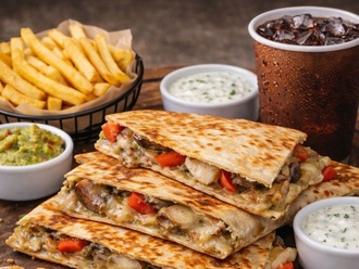 Dana Sucuk Kaşar Bazlama Menü (Patates + Kola) görseli