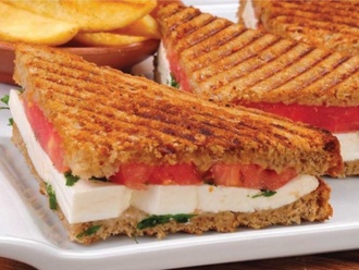 Beyaz Peynirli Tost görseli