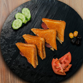 Kaşarlı Tost görseli