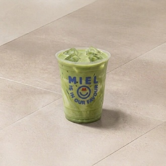 Ice Matcha Latte (14 Oz) görseli