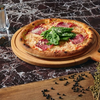 28 Cm Sade Pişmiş Fümeli Pizza görseli