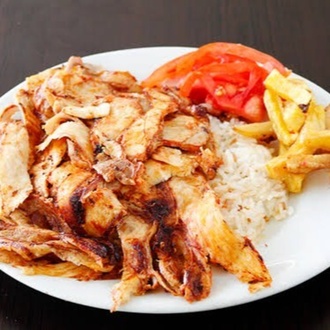 Pilav Üstü Tavuk Döner + Ayran görseli