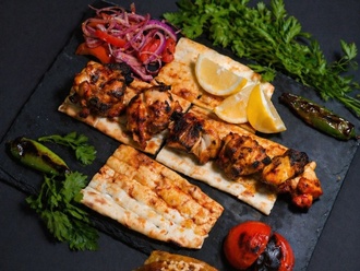 Kral Kemikli Tavuk But (300 Gr) görseli