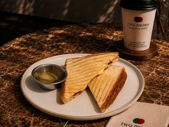 Kaşarlı Tost görseli