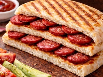 Sucuklu Bazlama Tost görseli