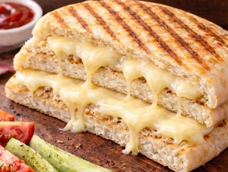 Kaşarlı Bazlama Tost görseli