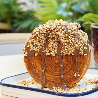 Cromboloni (New York Roll Kruvasan) görseli